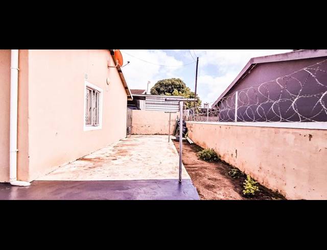 3 BEDROOM HOUSE FOR SALE IN BROOKDALE